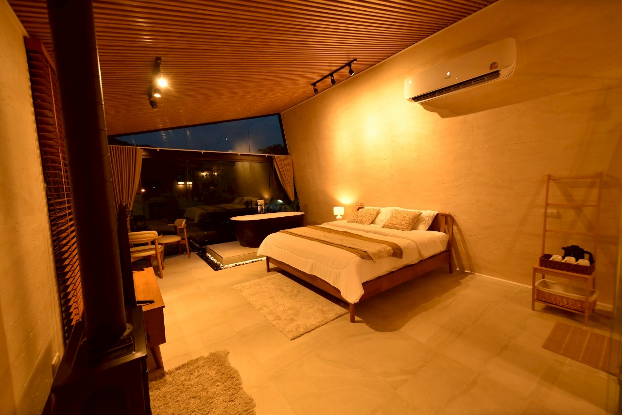 LINE_ALBUM_ห้องพักใหม่_250508_1